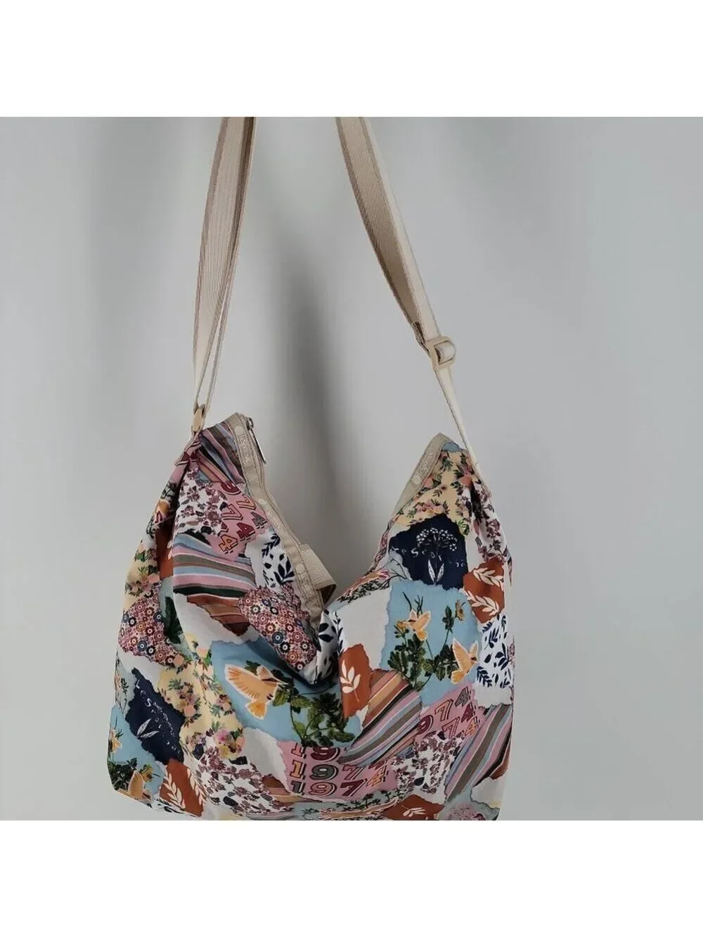 LeSportsac Easy Carry Tote 74 Collage Patchwork Bird Floral Travel Bag